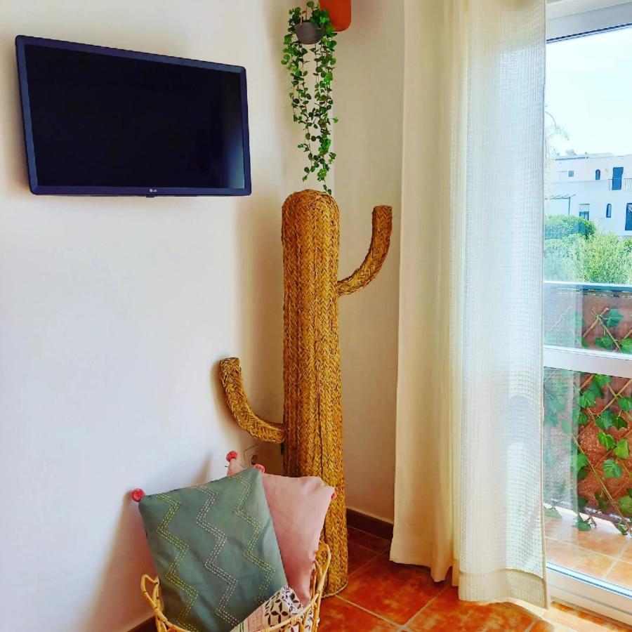 דירות Agua Amarga Design מראה חיצוני תמונה